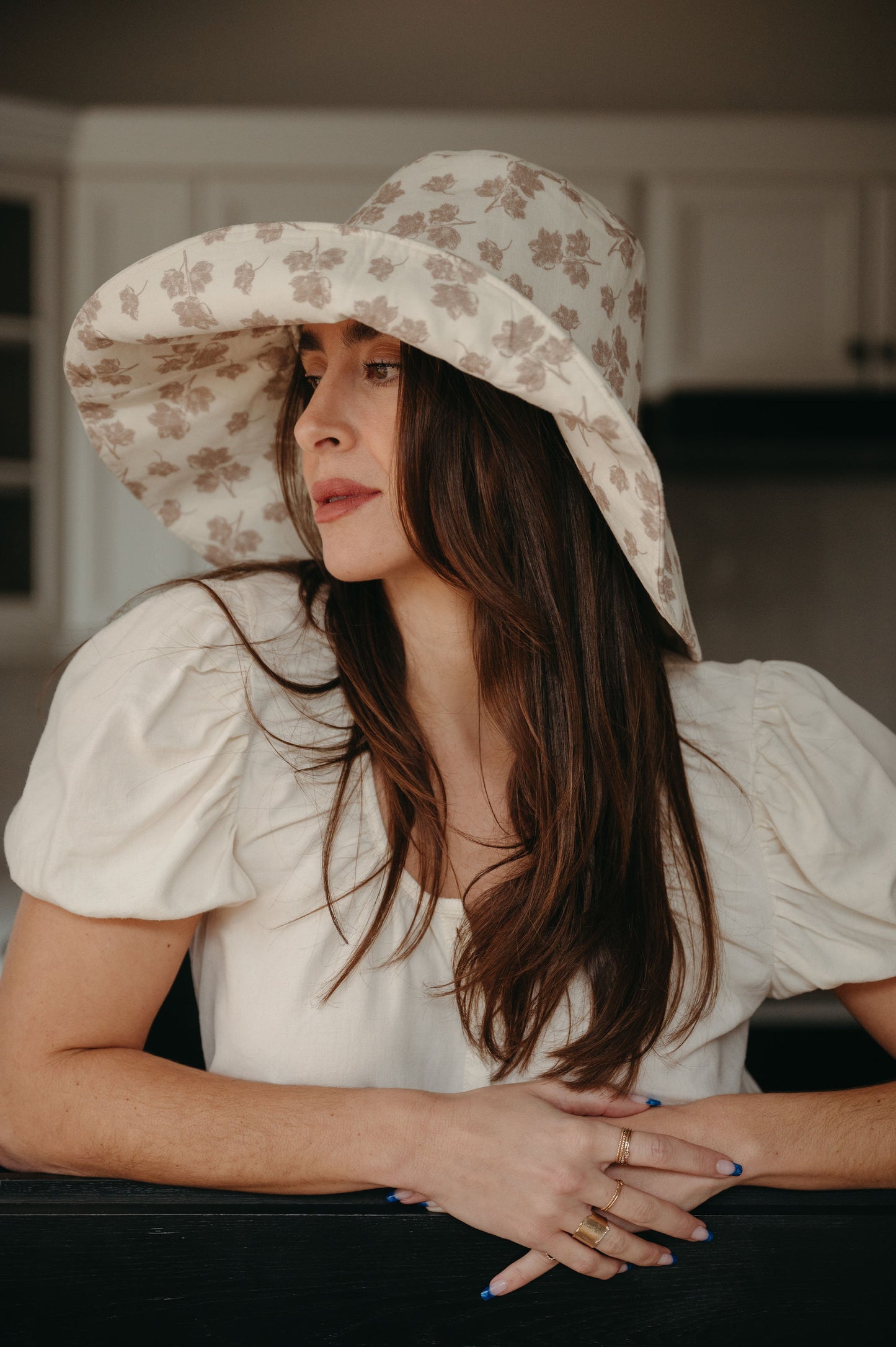 Diane Linen Bucket Hat